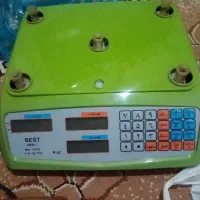 ترازو دیجیتال 40 کیلوی در حد نو معاوضه با ویب لمسی