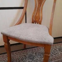 یک عدد صندلی تمام چوب راش گیتاری