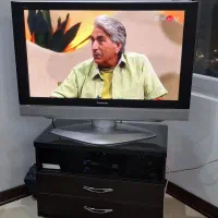 تلوزوین پاناسونیک به همراه میز|تلویزیون و پروژکتور|کیش, |دیوار