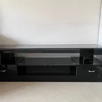 زیر تلویزیون شیشه ای و چوبی به طول ۱۶۰ و ارتفاع ۴۵|میز تلویزیون|شیراز, سینما سعدی|دیوار