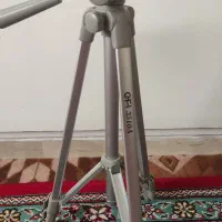سه پایه دوربین