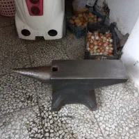 سندان یا سندون المانی و گیره رومیزی ماتادور المان|ابزارآلات|ساری, |دیوار