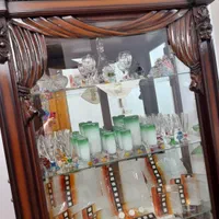 ویترین کاملا سالم وبزرگ جنس چوب وقابل رنگ|بوفه، ویترین، کنسول|اصفهان, ملک‌شهر|دیوار