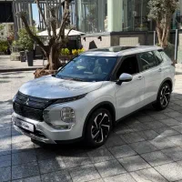 میتسوبیشی اوتلندر مدل ۲۰۲۳