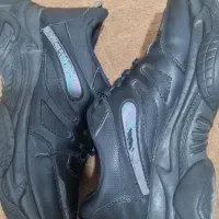 کتونی|کیف، کفش، کمربند|ساوه, |دیوار