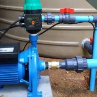 نصب پمپ آب و مخزن ـ لوله کشی آب