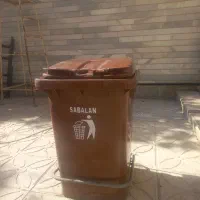 سطل پدال دار