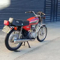 موتورسیکلت ۱۲۵