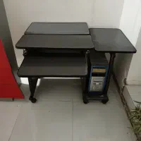 میز کامپیوتر و کمد نوزاد و موکت