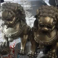 شیرهای برنزی