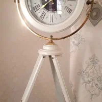 ساعت ایستاده