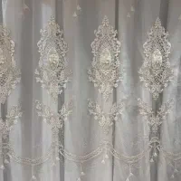 پرده همراه با کتیبه