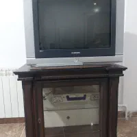 تلویزیون 29اینچ سامسونگ باوی سی دی  ومیز