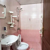 اپارتمان دوخواب زرهی|اجارهٔ کوتاه‌مدت آپارتمان و سوئیت|شیراز, یخ سازی|دیوار