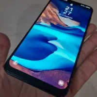 سامسونگ Galaxy A50 با حافظهٔ ۱۲۸ گیگابایت