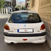 پژو ۲۰۶ تیپ ۵|خودرو سواری و وانت|شیراز, ارم|دیوار