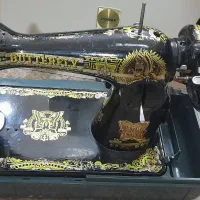 یک عدد چرخ خیاطی سالم به فروش میرسد