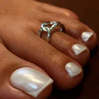 مدل جهت تکمیل آلبوم