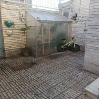 خانه-حیاط-دار-فروشی-میدان-لاله