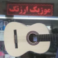 گیتار مناسب آموزش در موزیک ارژنگ