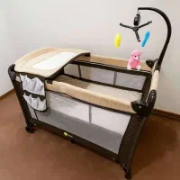 تخت پارک نوزادی|تخت و صندلی بچه|شاهین‌شهر, فردوسی|دیوار