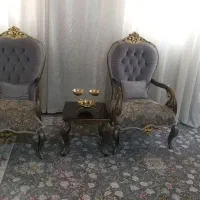مبل هفت نفره با میز عسلی جلو مبلی