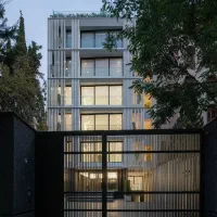 مشارکت در ساخت سازنده هستم