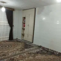 حیاط مسکونی.