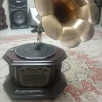گرامافون قدیمی