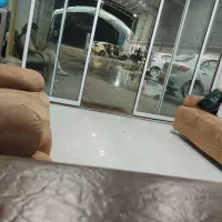 صندوق دار خانم جهت کار در کارواش