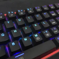 Redragon K617 RGB کیبورد گیمینگ|قطعات و لوازم جانبی رایانه|کاشان, میدان کهنه|دیوار