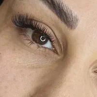 کاشت مژه و کاشت ناخن|خدمات آرایشگری و زیبایی|شیراز, کوشک میدان|دیوار
