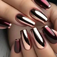 ناخنکار حرفه ای و با سابقه