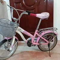 دوچرخه  صورتی