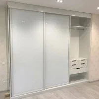برشکار و منتاژکار وکارگر ساده