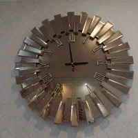 ساعت دیواری آینه‌ای