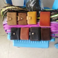 کفاشی بهمنی|کیف، کفش، کمربند|دهگلان, |دیوار