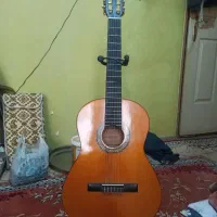 گیتار ادمیرا