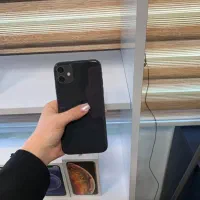 (&) ایفون 11normal128 درحدنو خیلی تمیز