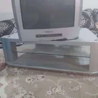 تلویزیون رنگی قدیمی