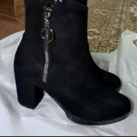 بوت مجلسی|کیف، کفش، کمربند|قم, قلعه کامکار|دیوار