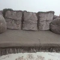 مبل ۷نفره کاملا سالم همراه بالشتک هایش