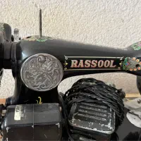 چرخ خیاطی قدیمی|کلکسیون اشیاء عتیقه|مراغه, |دیوار