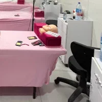 تخت و ترولی آرایشگاه