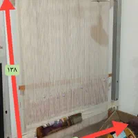 دار قالی و صندلی ،همراه نخ و نقشه و ابزار کار