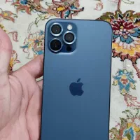 ایفن 12پرومکس