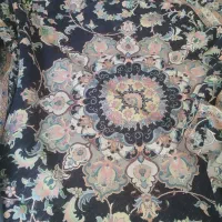 یک جفت رو فرشی کار کرده