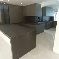 فرشته-250-متر-18-ساله-بازسازی-شده-3-پارکینگ