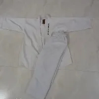 لباس مخصوص تکواندو یا کاراته