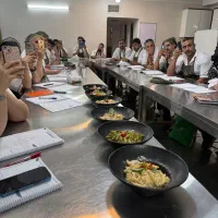 دوره آموزشی فست فود و سوخاری فرنگی|خدمات آموزشی|تهران, ونک|دیوار